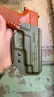 Holster OWB pour P220/P226 Swiss Army 🪖🇨🇭
- fixation Tek Lok
- Kydex Carbon Green OD
- Avec petite gravure personnalisée#swissarmy #kydexholster #holstermaker #madeinswitzerland #artisan