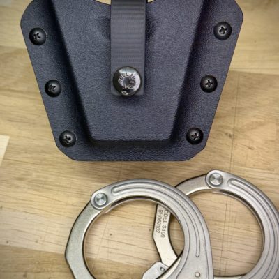 Porte-menotte (handcuffs) en kydex, pour les pros