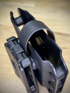 Porte-menotte (handcuffs) en kydex, pour les pros